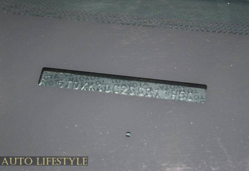 2013 Toyota Sienna SE 8-Passenger