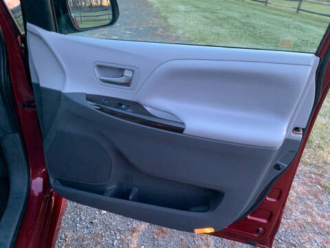 2020 Toyota Sienna XLE 7-Passenger