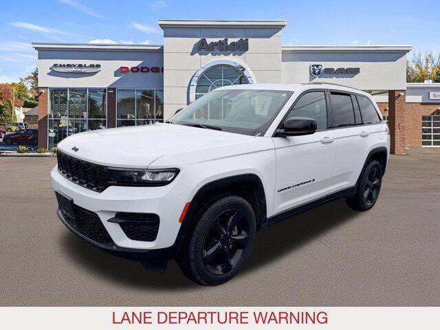 2023 Jeep Grand Cherokee Altitude