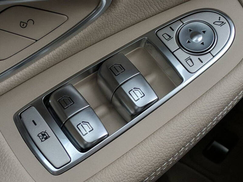 2020 Mercedes-Benz C-Class C 300