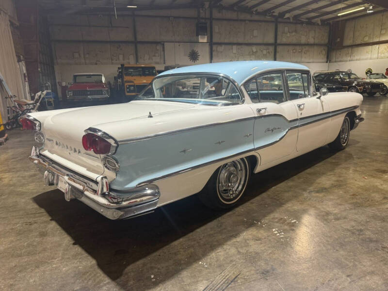 1958 Pontiac Chieftain