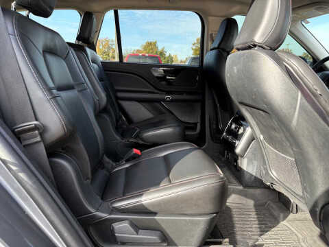 2022 Lincoln Aviator Standard