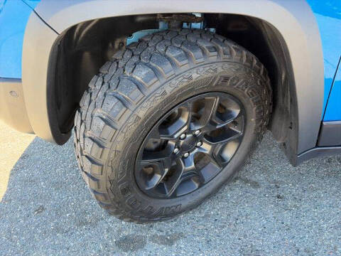 2023 Jeep Cherokee Trailhawk