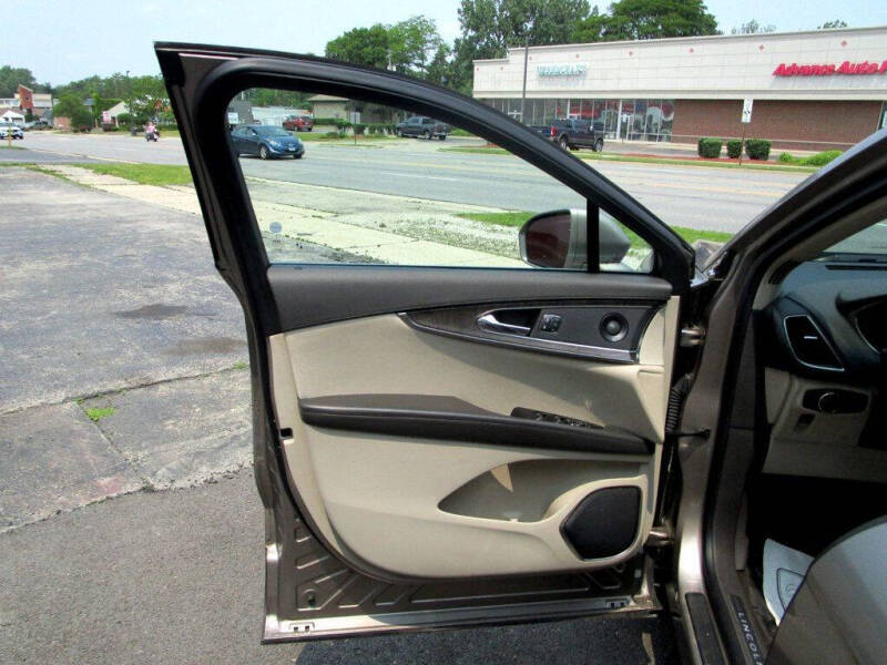 2020 Lincoln Nautilus Reserve