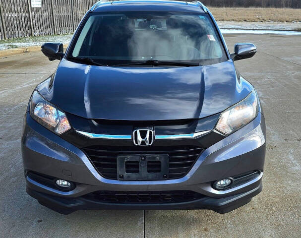 Used 2017 Honda HR-V EX with VIN 3CZRU6H55HG701584 for sale in New Lenox, IL