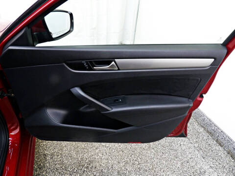 2015 Volkswagen Passat 1.8T Wolfsburg Edition