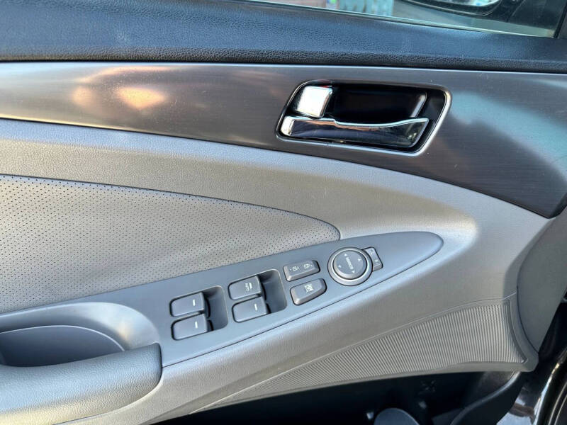 2012 Hyundai Sonata Hybrid