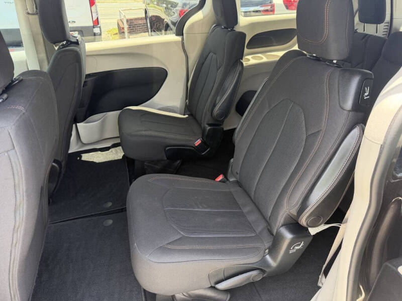 2017 Chrysler Pacifica Touring