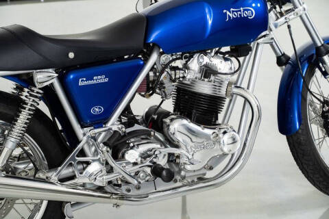 1975 Norton Commando 850