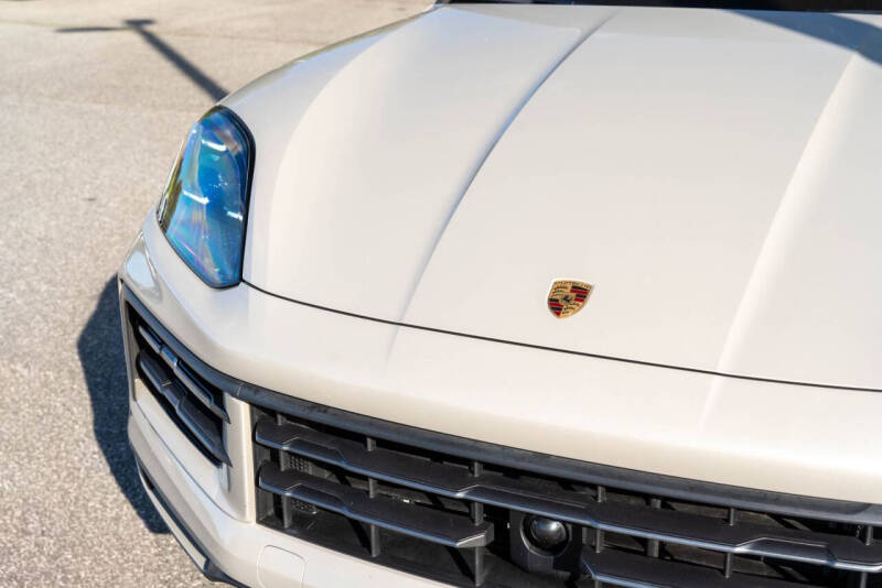 2024 Porsche Cayenne