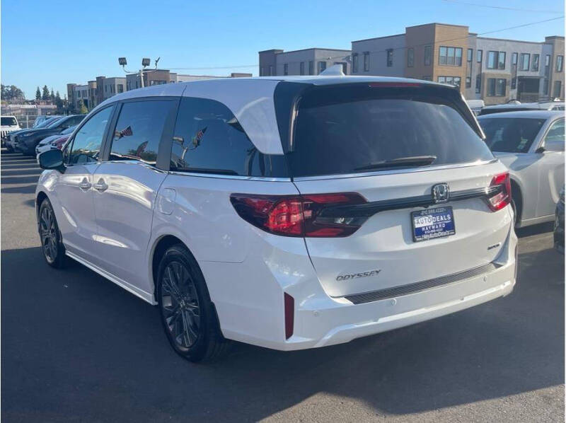 2025 Honda Odyssey Touring