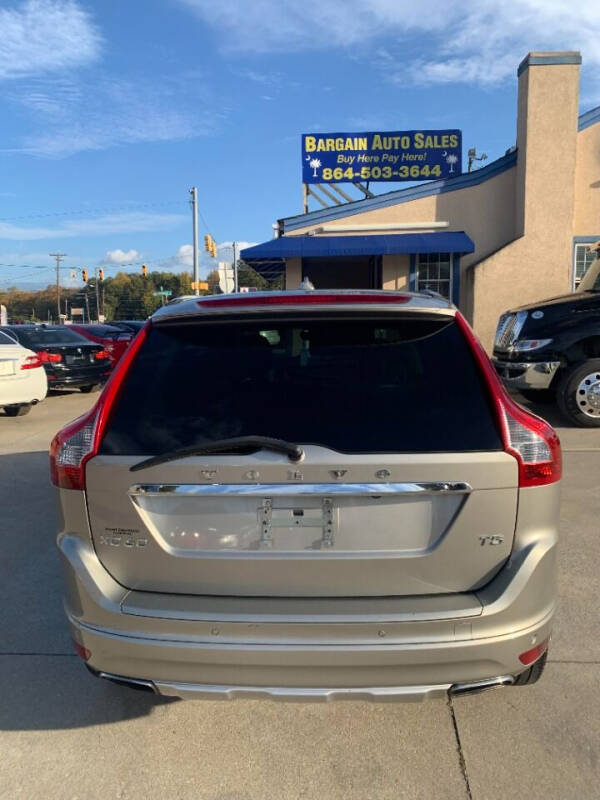 2015 Volvo XC60 T5 Drive-E Premier