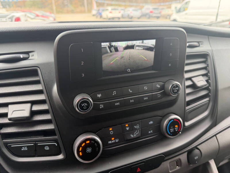 2024 Ford Transit 250