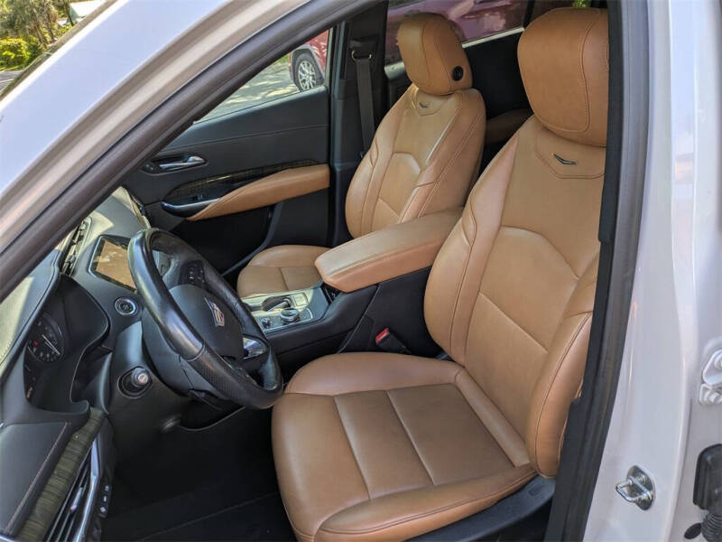 2019 Cadillac XT4 Sport