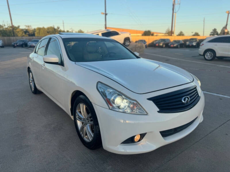 2011 Infiniti G25 Sedan Journey
