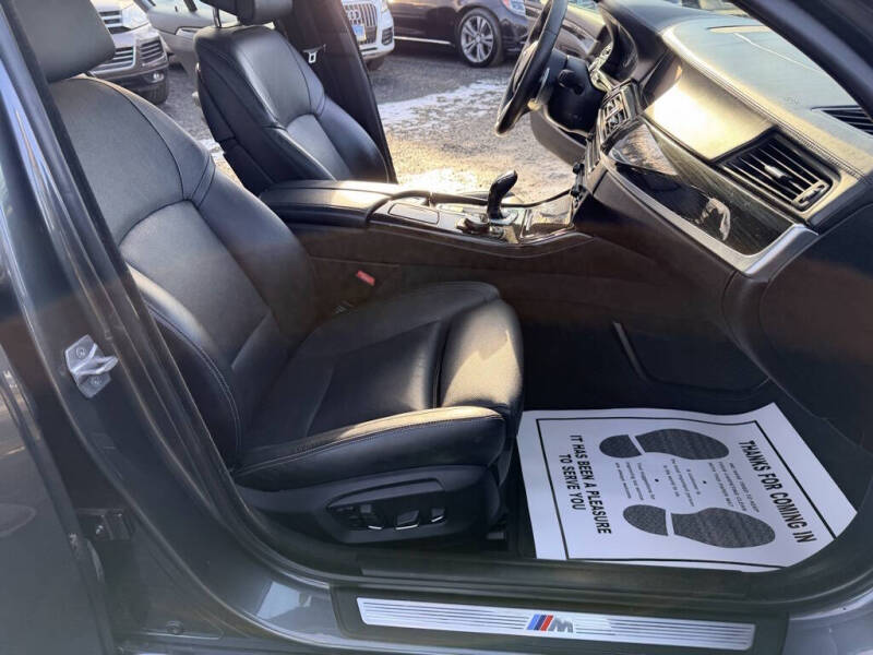 2016 BMW 5 Series 550i xDrive