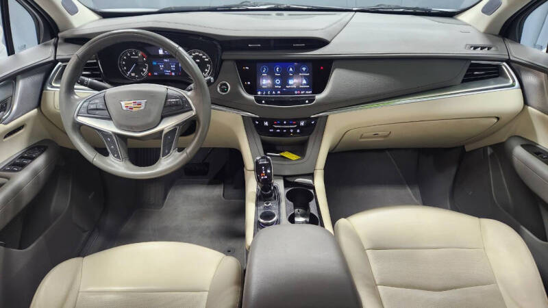 2023 Cadillac XT5 Premium Luxury