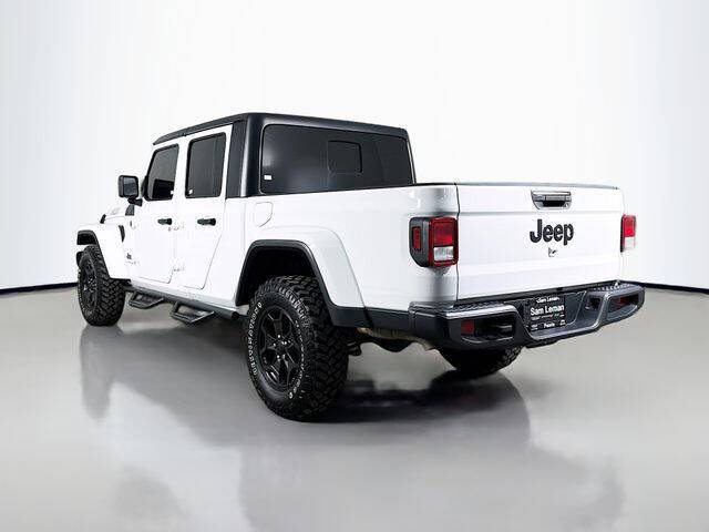 2022 Jeep Gladiator Willys