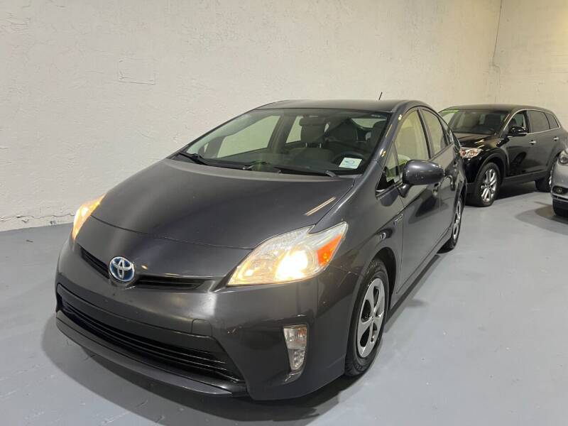 2013 Toyota Prius for sale at Lamberti Auto Collection in Plantation FL