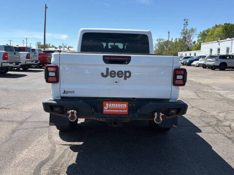 2021 Jeep Gladiator Mojave