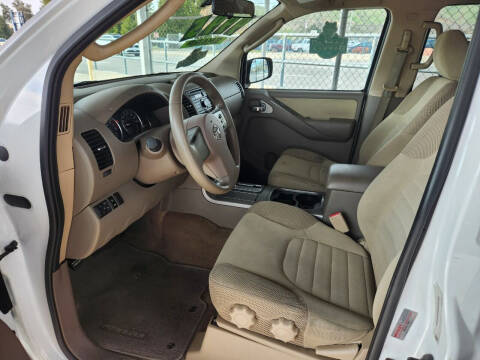 2012 Nissan Pathfinder SV