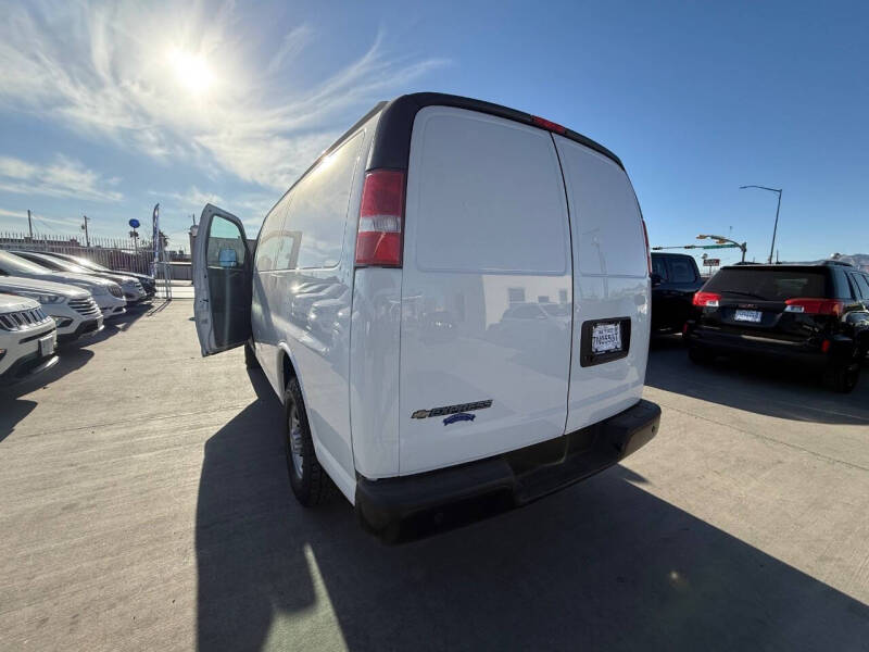 2020 Chevrolet Express 2500