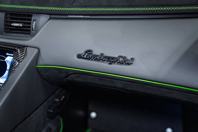 2021 Lamborghini Aventador LP 770-4 SVJ