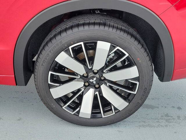 2025 Mitsubishi Outlander SEL