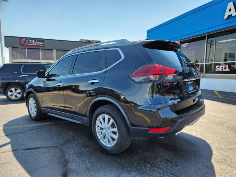 2017 Nissan Rogue SV