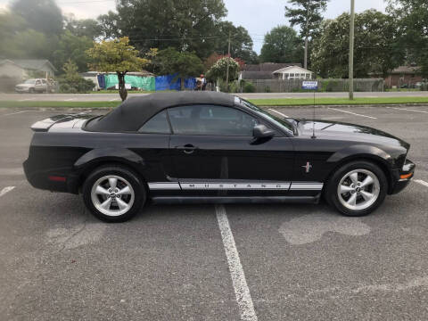 2007 Ford Mustang V6 Deluxe