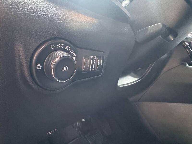 2022 Jeep Compass (Red) Edition