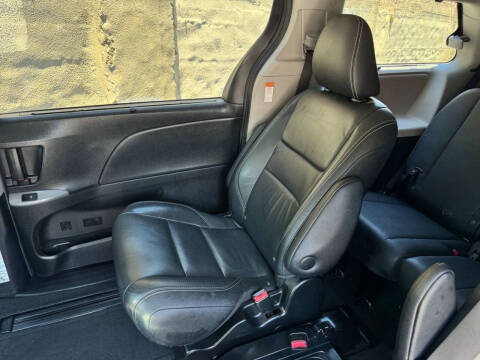 2017 Toyota Sienna