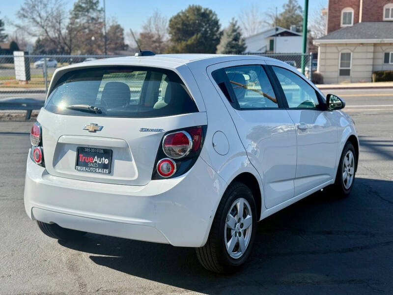 2016 Chevrolet Sonic LS Auto