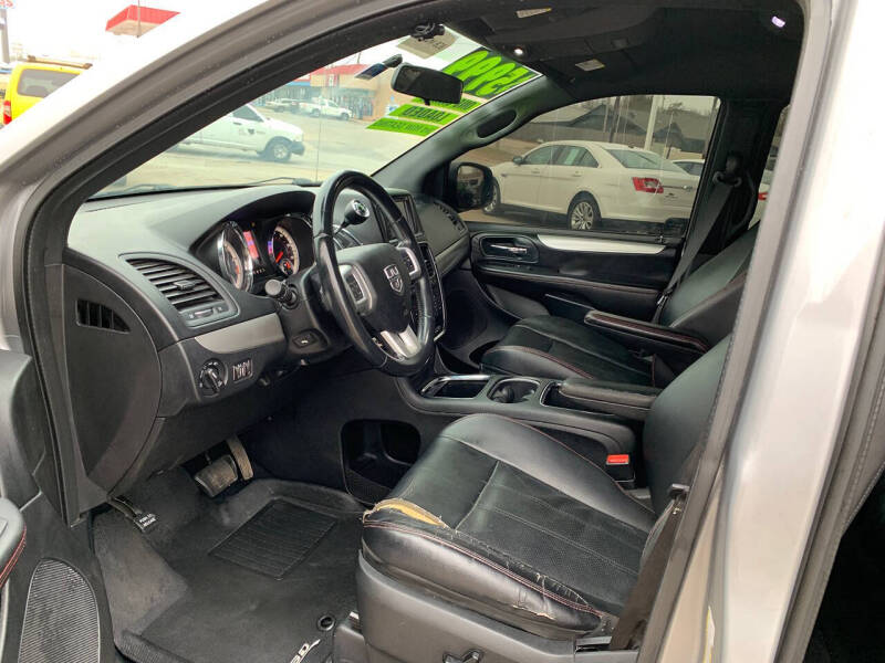 2014 Dodge Grand Caravan R/T