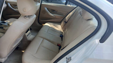 2013 BMW 3 Series 328i