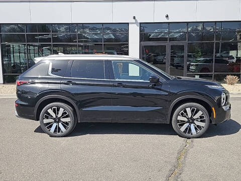 2025 Mitsubishi Outlander SEL Platinum Edition