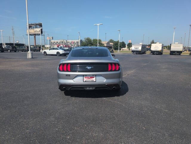 2020 Ford Mustang EcoBoost