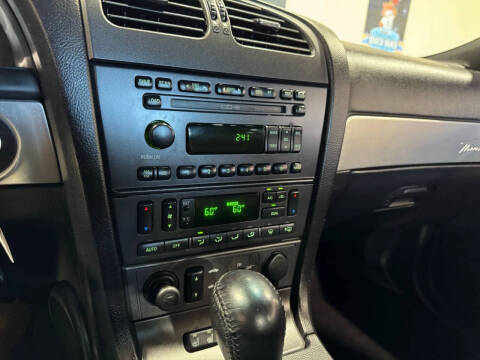 2003 Ford Thunderbird