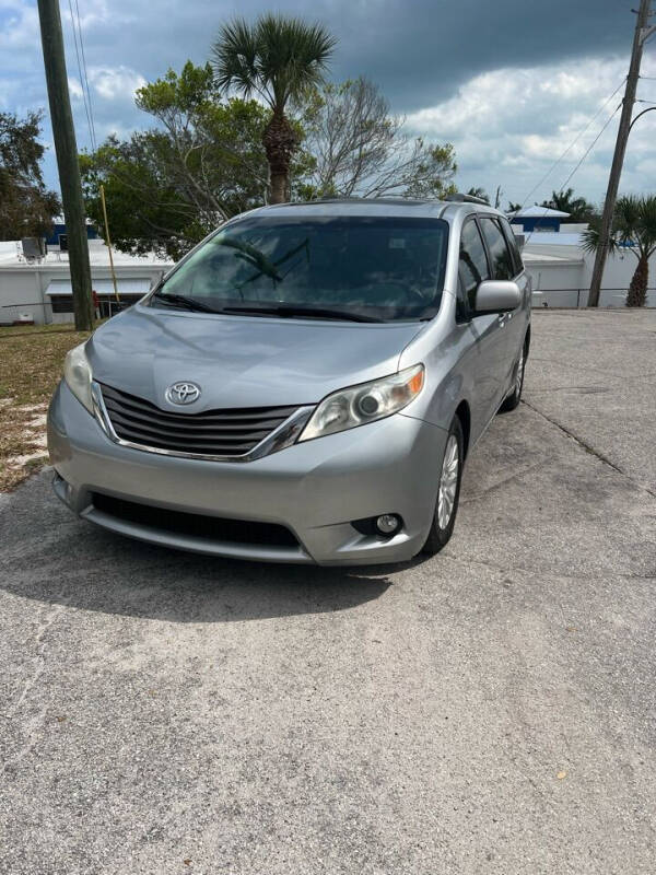 2011 Toyota Sienna for sale at 5 Star Motorcars in Fort Pierce FL