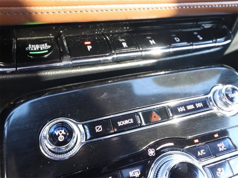 2021 Lincoln Nautilus Reserve