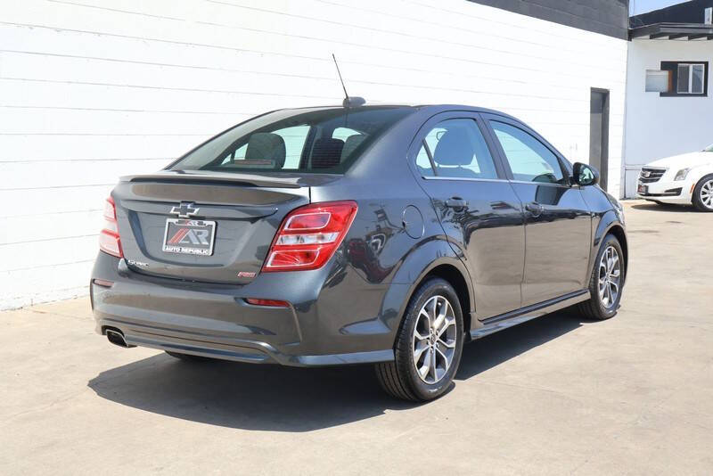 2020 Chevrolet Sonic LT