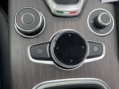 2021 Alfa Romeo Giulia Ti