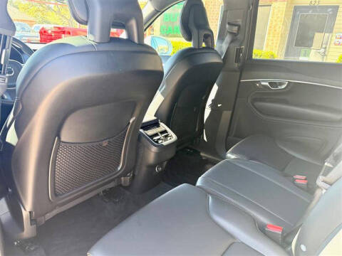 2020 Volvo XC90 T5 Momentum