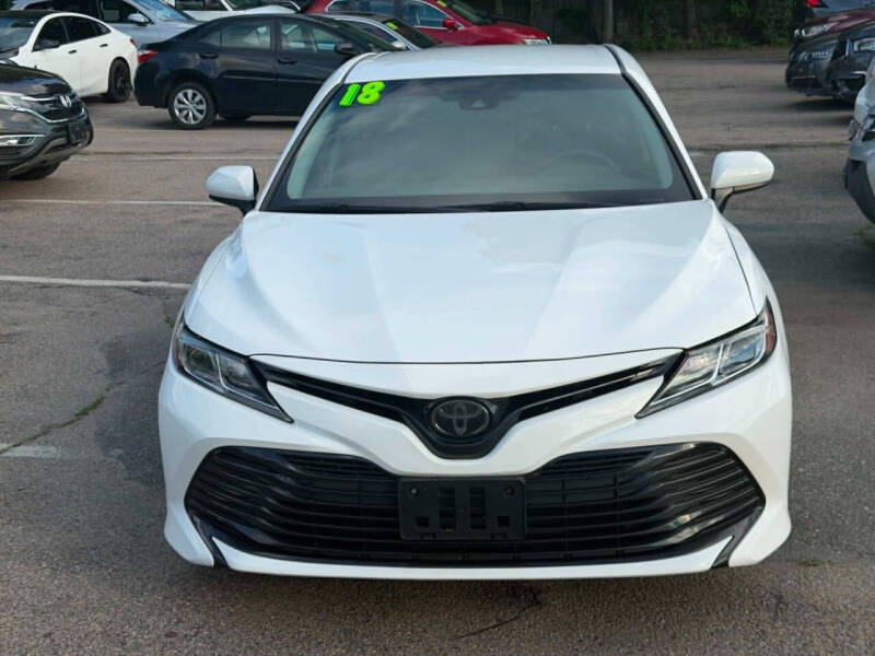 2018 Toyota Camry LE