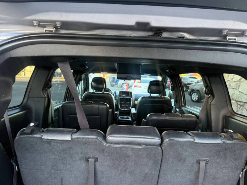 2016 Dodge Grand Caravan R/T