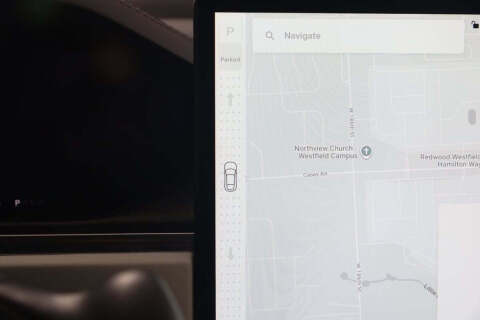 2022 Tesla Model S Plaid