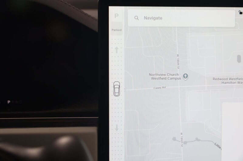 2022 Tesla Model S Plaid