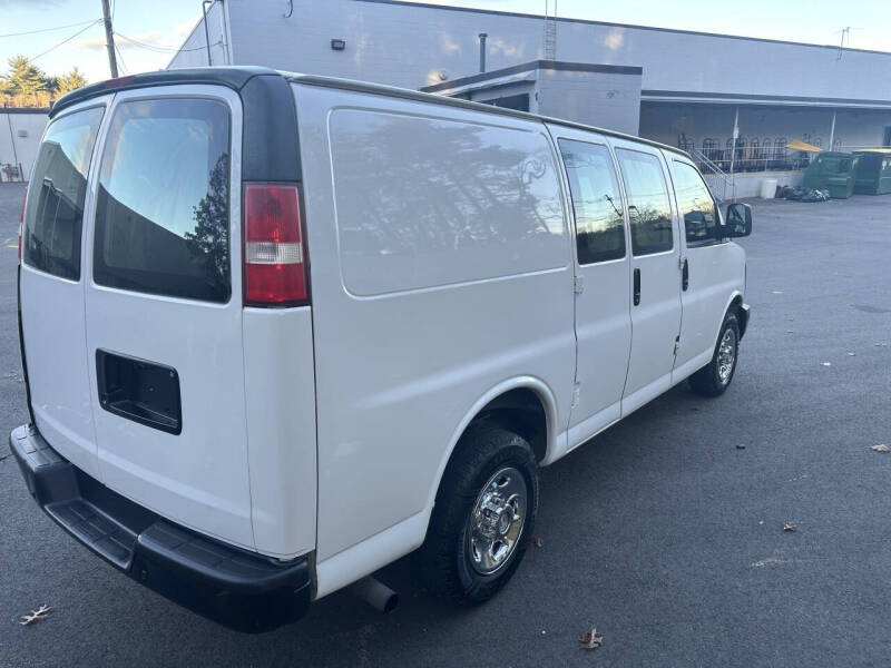 2017 Chevrolet Express 2500