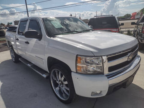 2007 Chevrolet Silverado 1500 for sale at JAVY AUTO SALES in Houston TX