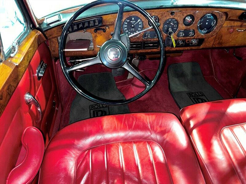 1965 Rolls-Royce Silver Cloud 2 27